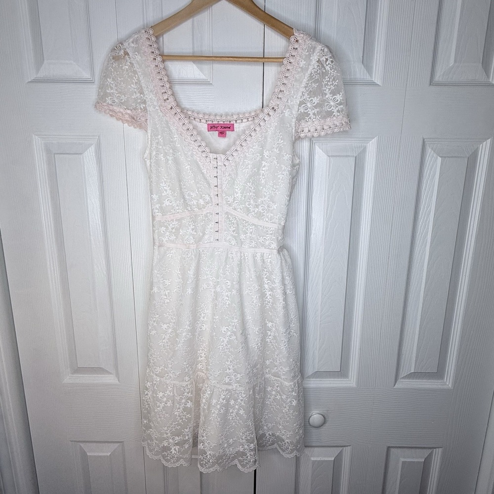 NWOT Betsey Johnson Ivory Lace Mini Dress V-Neck Eyelet Cottagecore Bridal L